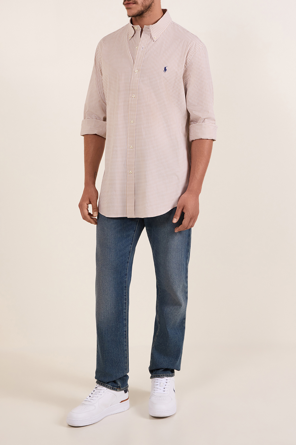 חולצת כפתורים